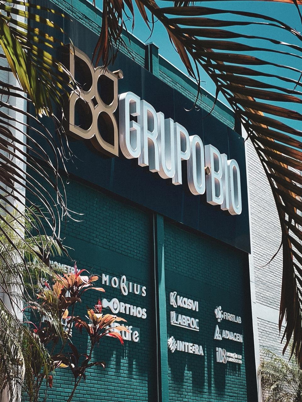 WhatsApp Image 2025-12-01 at 14.44.27 (4)